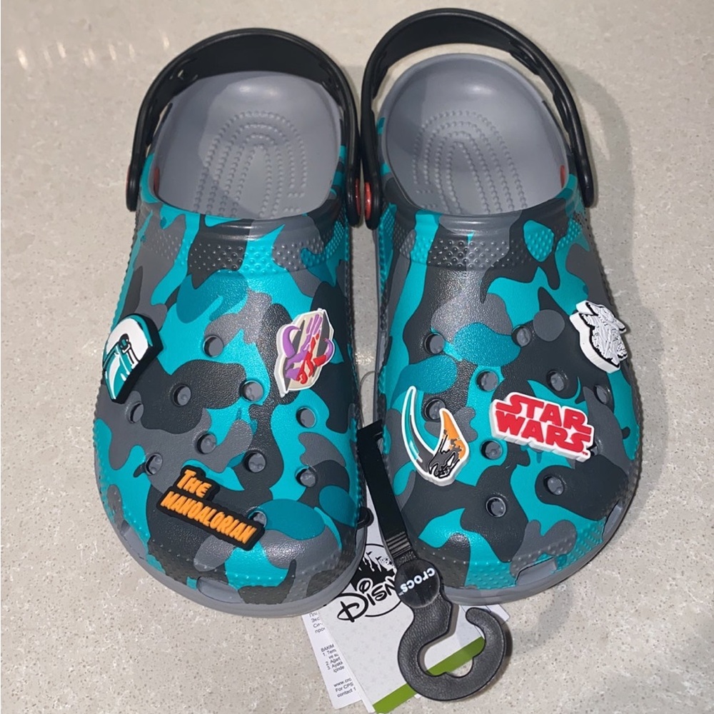 Disney Crocs Star Wars: The Mandalorian Crocs